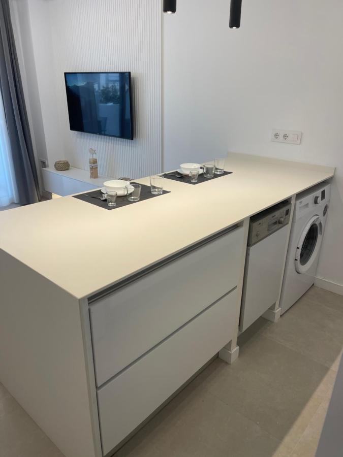 Apartamento Puerto Madeira Roses Zewnętrze zdjęcie